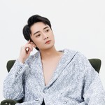张杨凯男