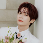 SUNG HAN BIN (ZEROBASEONE)