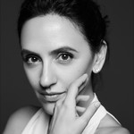 安娜 (Anais Martane)