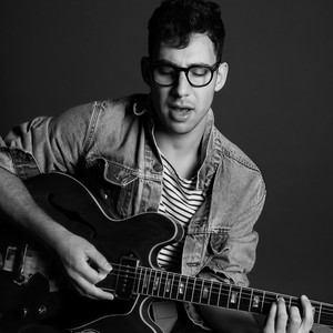 jack antonoff,scott eastwood出柜 独立摇滚 简介:bleachers是一个美国独立流行乐队,由jack antonoff