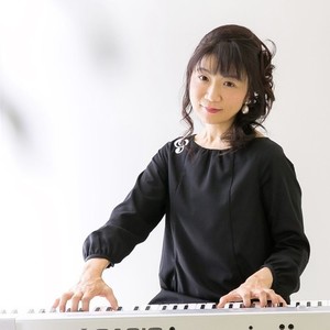 矶村由纪子 (Yukiko Isomura)