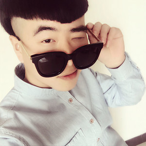 经纪公司:北京看见音乐身高:175cm简介:mc莫泽,中国内地男歌手,来自