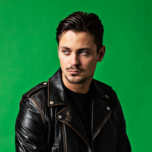Juliandate,julianquintart julian jordan