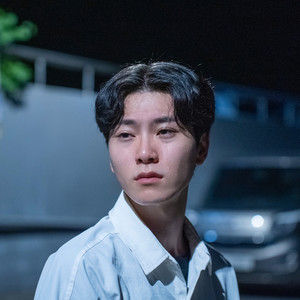 멀어져야 비로소 느껴지는 (Nostalgia) (直到离我远去才感觉到)