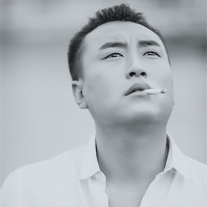男人容易吗(热度:104)由星翻唱，原唱歌手周晓磊