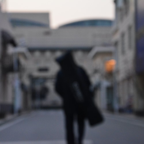 你愿意听我的低吟浅唱吗