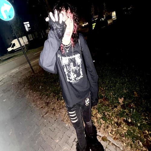 halloween (feat. młody hubson) [Explicit]