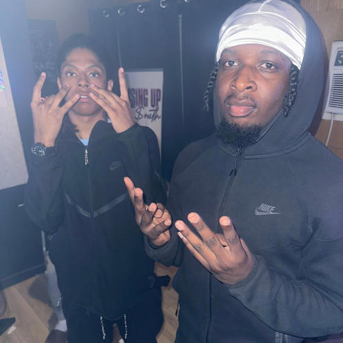 Texts (feat. ThereGoMarcus) [Explicit]