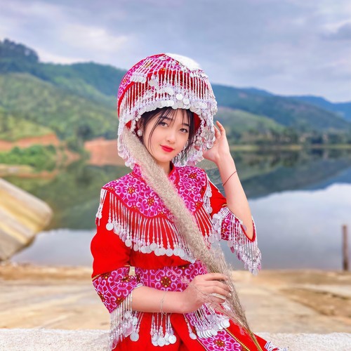 Hlub nrog Kua Muas