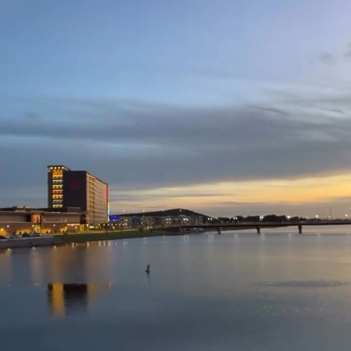 no friends (feat. Mond! & Jannah) [Explicit]