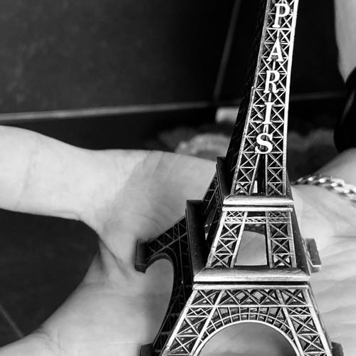 PULL UP IN PARIS (Explicit)