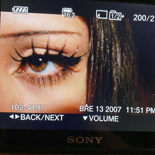 Cry (Slowed Versión)