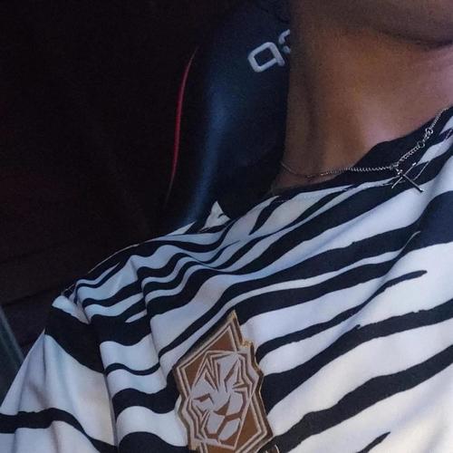 MTG (Vai Descendo x Geme baixinho meu vulgo) [Explicit]