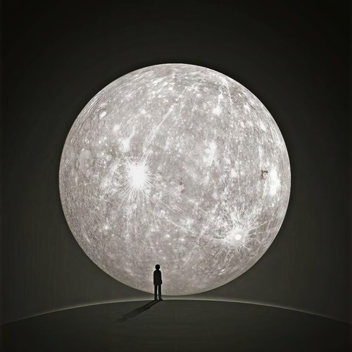 我也曾在夜深人静的时候独自凝望