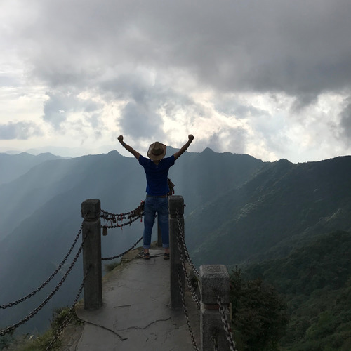 我想我是睡不着(伴奏)