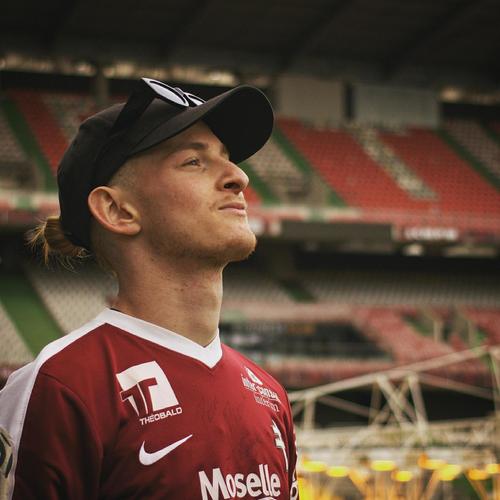 Grenat (FC Metz) [Explicit]