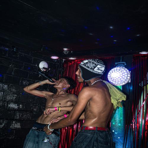 eles querem (Explicit)
