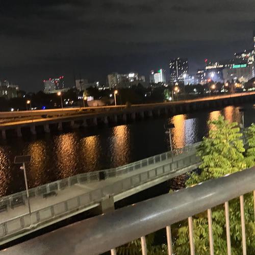 Back It On Me (feat. YLT) [Explicit]