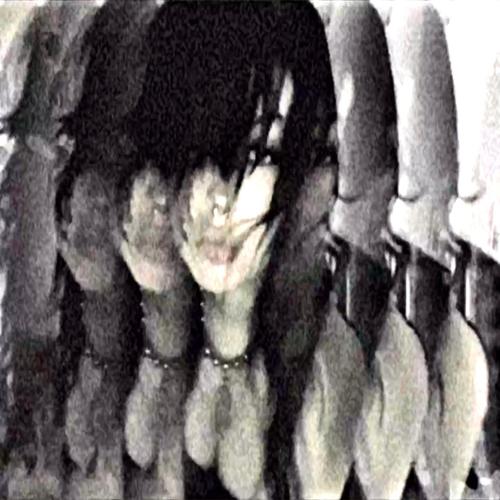 RAVERS (feat. shwn*) [Explicit]