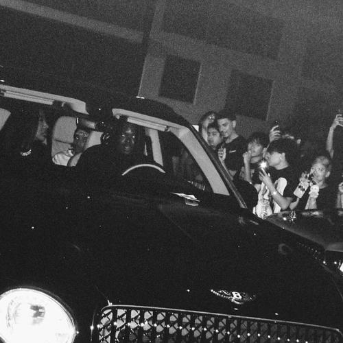 NEVER KNOW (feat. Rodneyy) [Explicit]