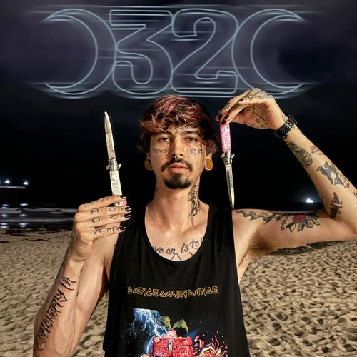 32 BLUE MOONS (Explicit)