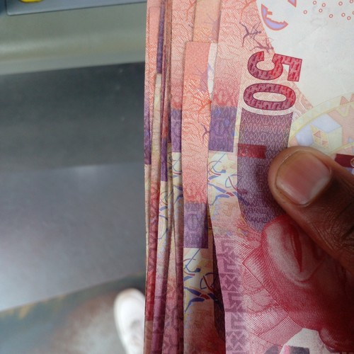 Ke December (feat. Amapiano Various Artists) [Radio Edit]