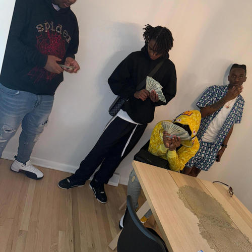 Slapp Phones (feat. KIZZO) [Explicit]