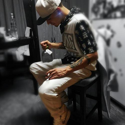 Body Bagz (Explicit)