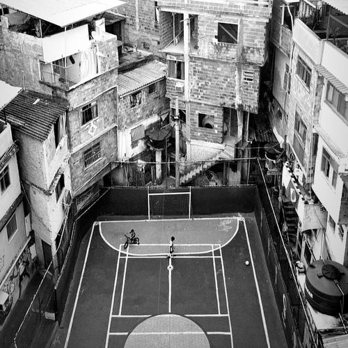 Bolzplatz (Explicit)