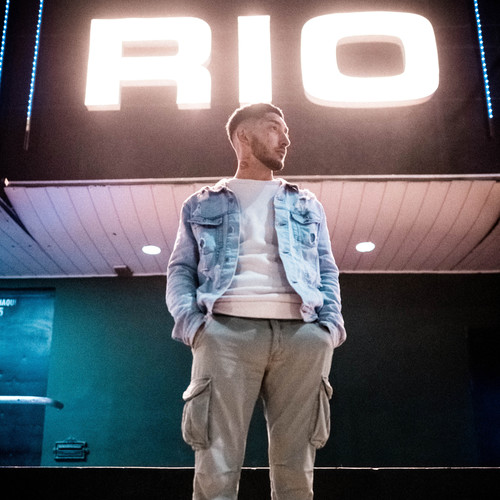 Todo el Exito (Explicit)