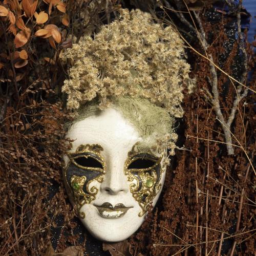 Kartu Su Muzika (feat. Narayan from Zion)