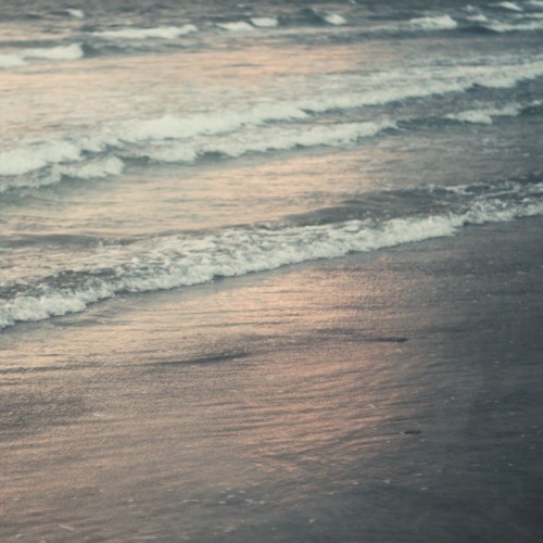 Monologue on beach (feat. 寺尾紗穂)