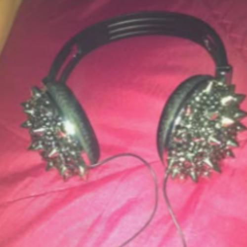 wayyy out (feat. med1c) [Explicit]