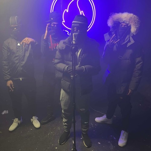 #AWC Kayz x Gwopz x SkizzyTrapp x Dkash (Hotbox Freestyle S4:E29) (feat. SkizzyTrapp, Kayz & Dkash) [Explicit]