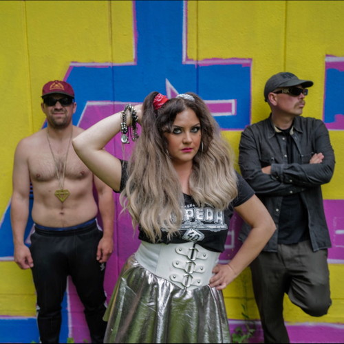 Kylmää (feat. Heikki Kuula, Jenni & Kreivi)