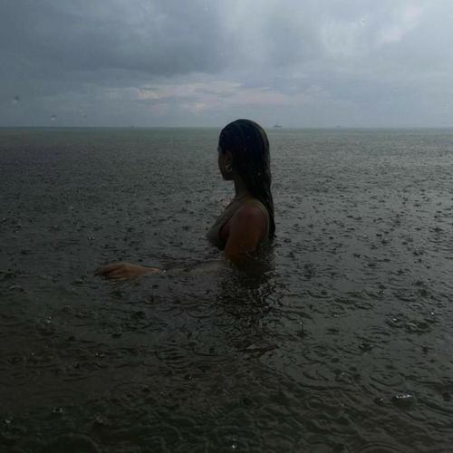 Polar Opposites (feat. bowniebeats) [Explicit]