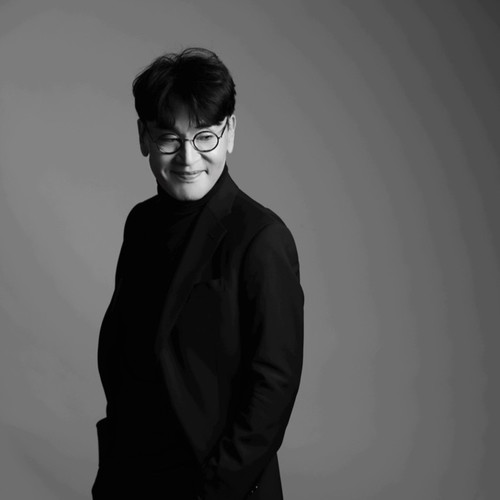 꽃을 지나온 바람같이