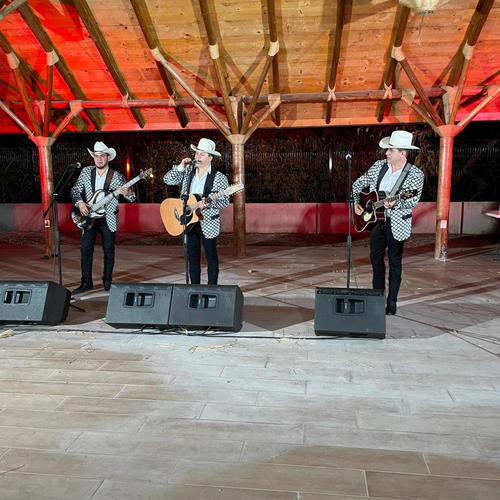 cuidado con los mitotes en vivo (En vivo)