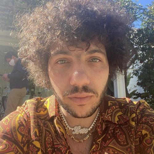 FEIO DEMAIS