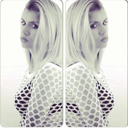 Feel This (feat. S.O.I MIR)