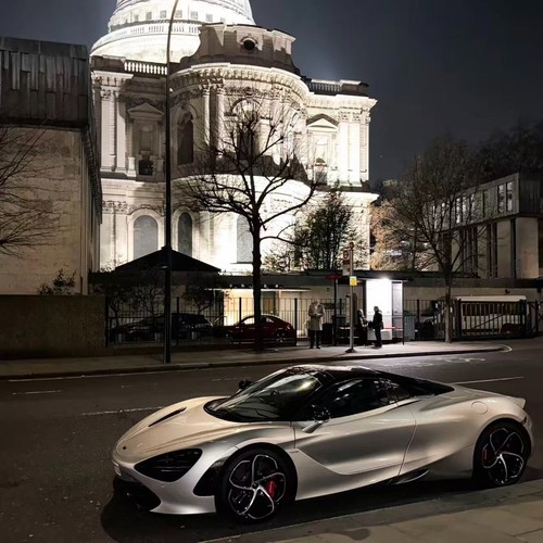 Strong（坚不可摧）