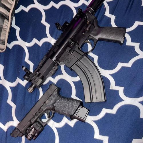 Let's Slide (feat. D33moneyy & Streetfame_) [Explicit]