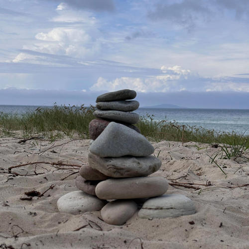 SLITNA JEANS OCH EN FÄRGGLAD BLUS (Radio Edit)