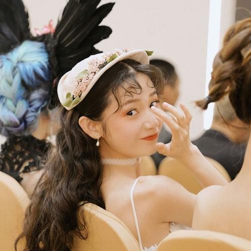 去见你的路上 风都是甜的