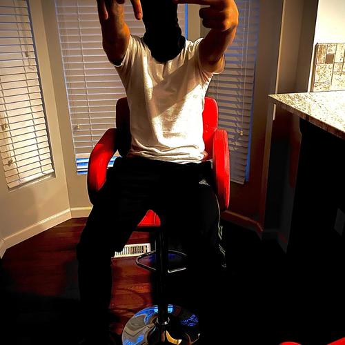 Dora MOBBIN (Explicit)