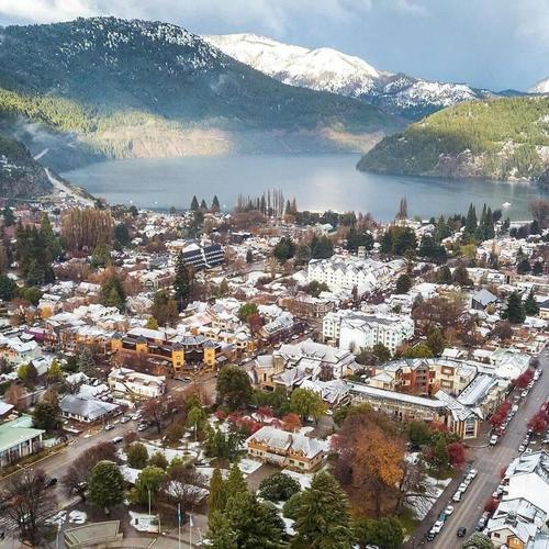 SI ME BUSCAN POR AHI (feat. CIRO) [Explicit]