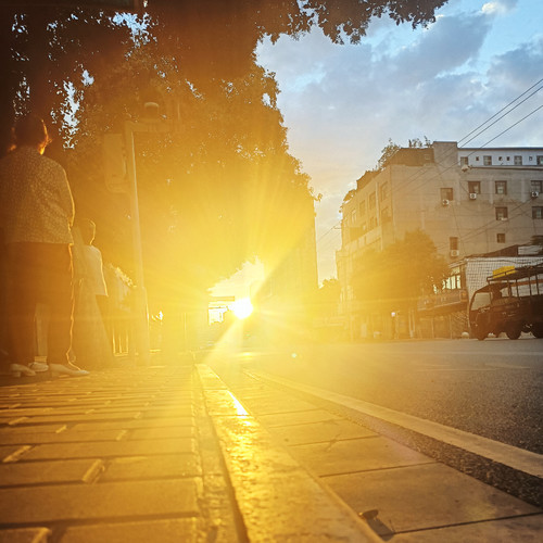 凉皮店的小民谣