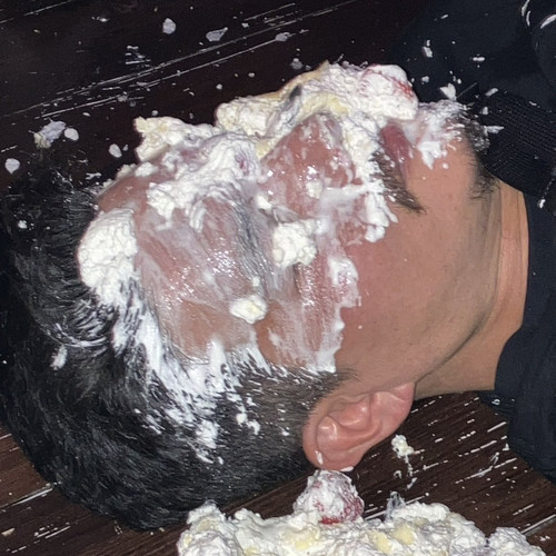 Kireina Mono Miruto Tsubushitaku Naru