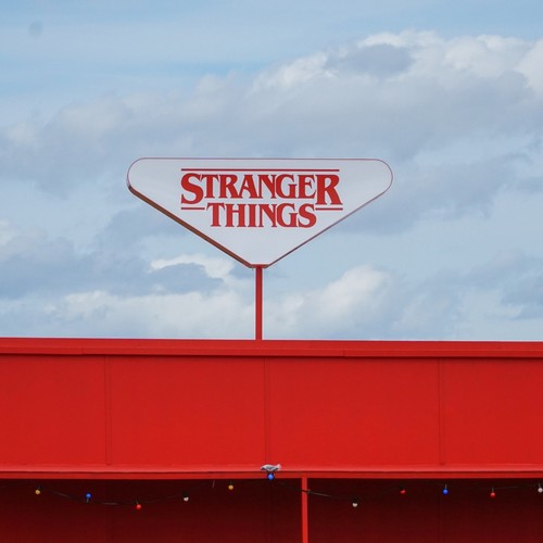 Stranger Things (feat. e) [Explicit]