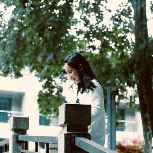 没故事的张半仙